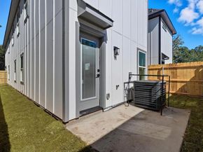 2532  Lowery Street , Dallas Texas 75215