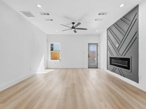 2532  Lowery Street , Dallas Texas 75215