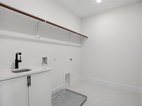 623  Parkview Avenue , Dallas Texas 75223