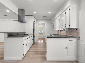 903  Leslie Drive , Arlington Texas 76012