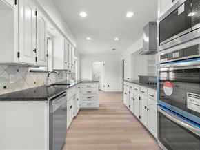 903  Leslie Drive , Arlington Texas 76012
