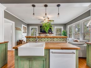 708  Blaylock Drive , Dallas Texas 75203