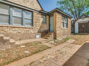 708  Blaylock Drive , Dallas Texas 75203