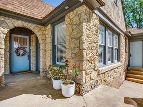 708  Blaylock Drive , Dallas Texas 75203