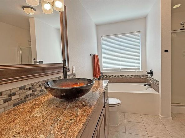 2529  Ensenada Lane , Fort Worth Texas 76108