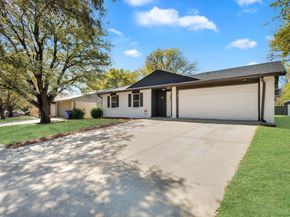 606  Hillcrest Street , Mansfield Texas 76063