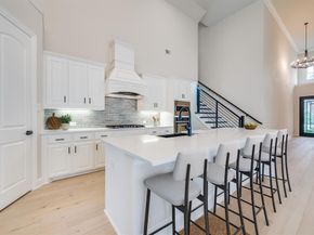 900  Southern Hills Way , Aubrey Texas 76227