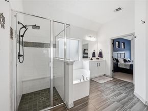 6712  Cedarhurst Court , Denton Texas 76226