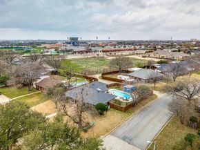 611  Thoreau Lane , Allen Texas 75002