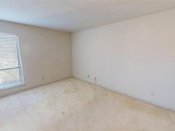 902 S Weatherred Drive  902F, Richardson Texas 75080