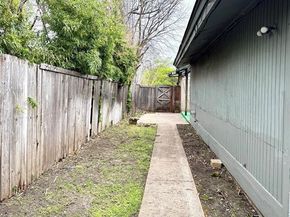 13357  KIT Lane , Dallas Texas 75240