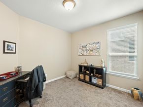 916  Falcon Road , Argyle Texas 76226