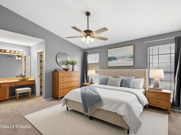 424  Benjamin Lane , Arlington Texas 76002