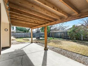 424  Benjamin Lane , Arlington Texas 76002