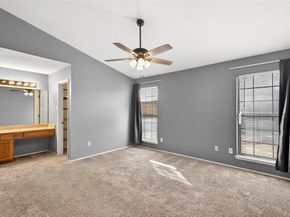 424  Benjamin Lane , Arlington Texas 76002