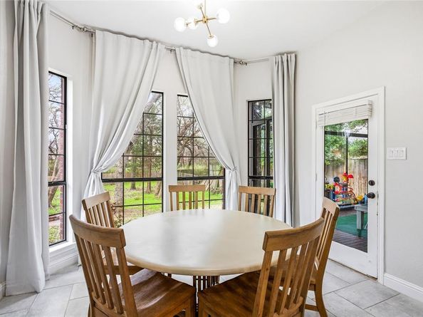 822  Longmeadow Court , DeSoto Texas 75115