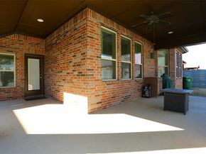 1104  3rd Street , Argyle Texas 76226