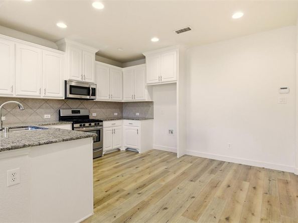 736 S Greenville Avenue , Richardson Texas 75081