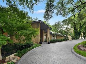 2005  Indian Creek Drive , Westover Hills Texas 76107