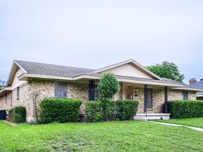 829  Poinsettia Drive , Lancaster Texas 75146