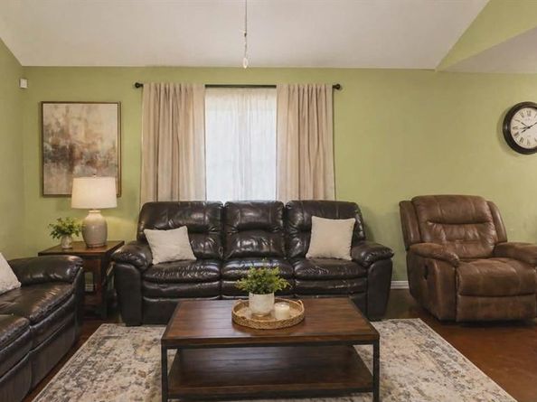 3108  Caballero Circle , Dallas Texas 75236