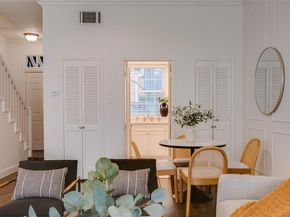 4424  Holland Avenue  304, Dallas Texas 75219