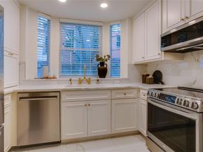 4424  Holland Avenue  304, Dallas Texas 75219