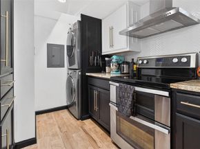 2702  Douglas Avenue  126, Dallas Texas 75219