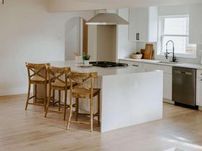 9231  Pinewood Drive , Dallas Texas 75243