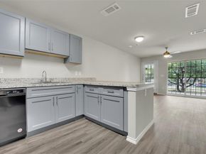 6108  Abrams Road  211, Dallas Texas 75231