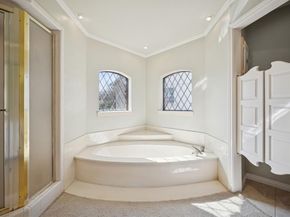 7609  Windmill Lane , Garland Texas 75044