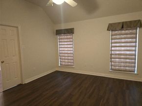 9703  Raven Lane , Irving Texas 75063
