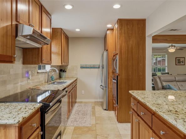 2909  Brookview Drive , Plano Texas 75074