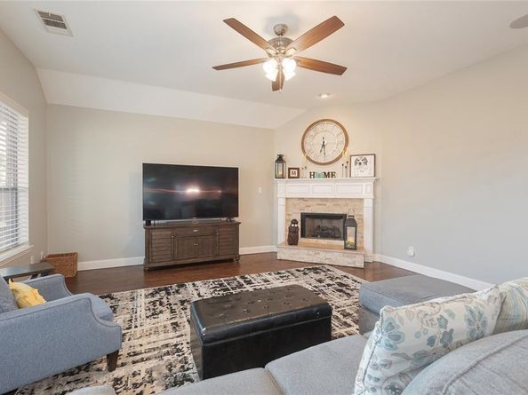 1390  Gold Coast Drive , Rockwall Texas 75087