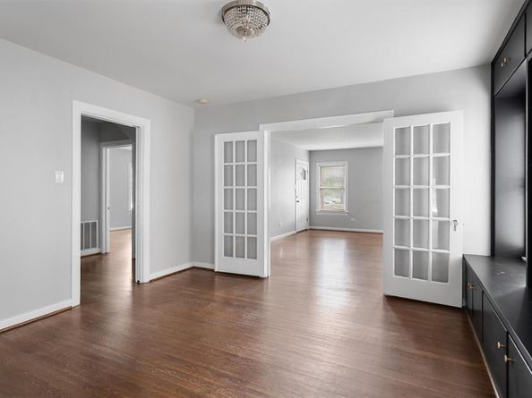 6131  Reiger Avenue , Dallas Texas 75214