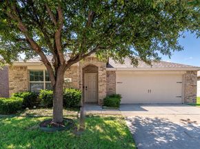 402  Andalusian Trail , Celina Texas 75009