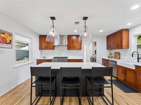6735  Kingsbury Drive , Dallas Texas 75231