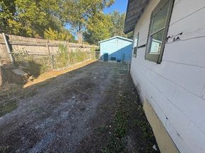 2206  Chestnut Avenue , Fort Worth Texas 76164