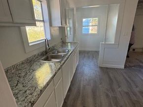 2206  Chestnut Avenue , Fort Worth Texas 76164