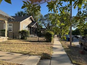 2206  Chestnut Avenue , Fort Worth Texas 76164