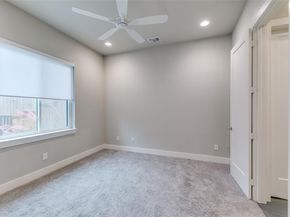 3816  Roseland Avenue  C200, Dallas Texas 75204