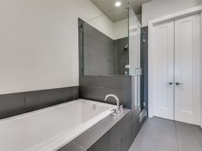 3816  Roseland Avenue  C200, Dallas Texas 75204