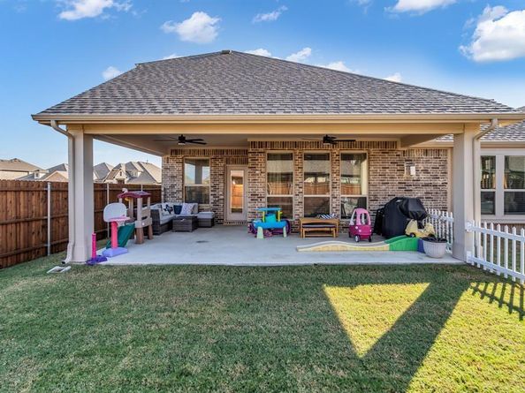 5400  Bardwell Drive , Denton Texas 76226