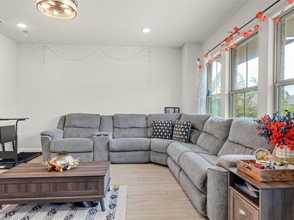 203  Peach Orchard Lane , Euless Texas 76040