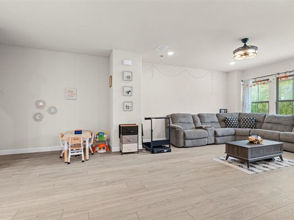 203  Peach Orchard Lane , Euless Texas 76040