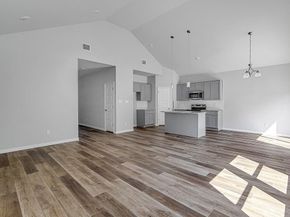 432  Wilshire Avenue , Azle Texas 76020