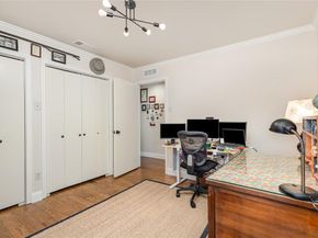 4038  Morman Lane , Addison Texas 75001