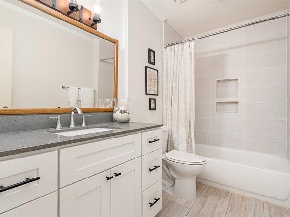 4038  Morman Lane , Addison Texas 75001