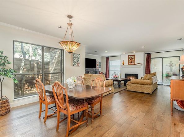 4038  Morman Lane , Addison Texas 75001