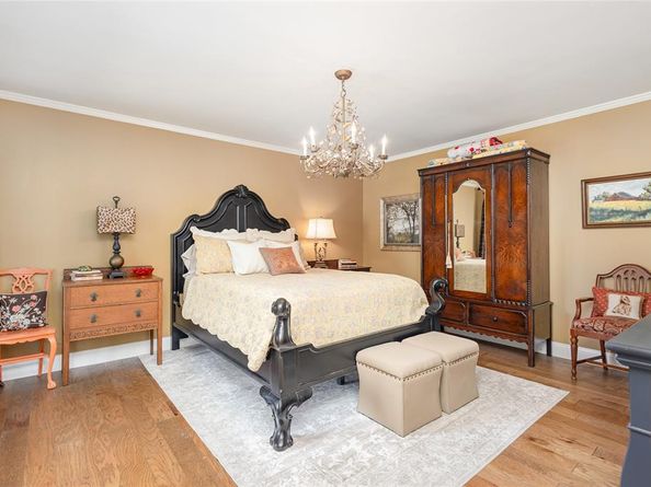 4038  Morman Lane , Addison Texas 75001